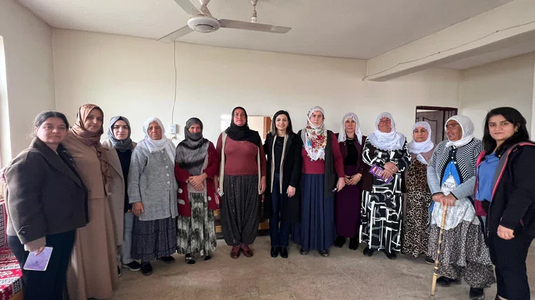 Eğil'de kadın buluşması