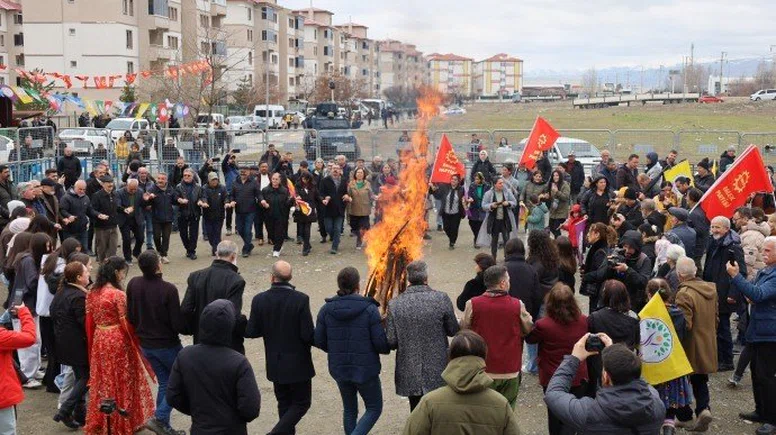 Newroz operasyonlarında 12 kişi tutuklandı
