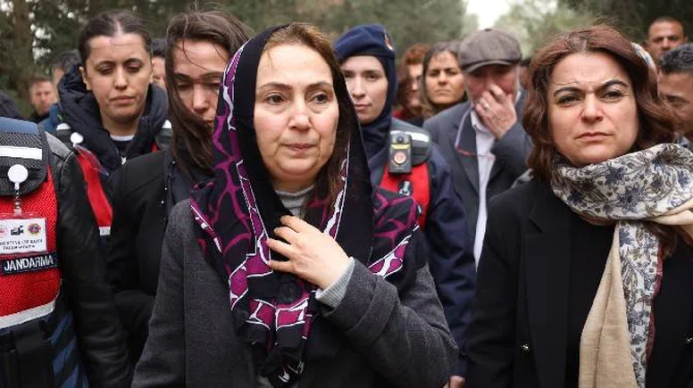 Cezaevinden Figen Yüksekdağ'a cenaze izni