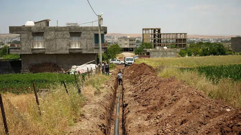Diyarbakır'da binlerce kişi çözüm bekliyordu: 10 kilometrelik hattın yapımına başlandı