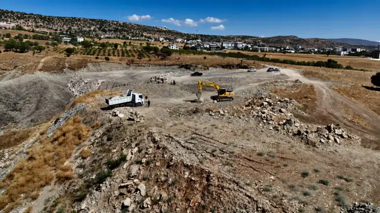 Dicle'de 15 yıllık çöp kabusu sona erdi: Eskiden koku yayıyordu, şimdi nefes aldıracak