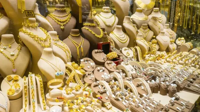 Altın hafta sonuna nasıl girdi? Gram ve çeyrekte son durum