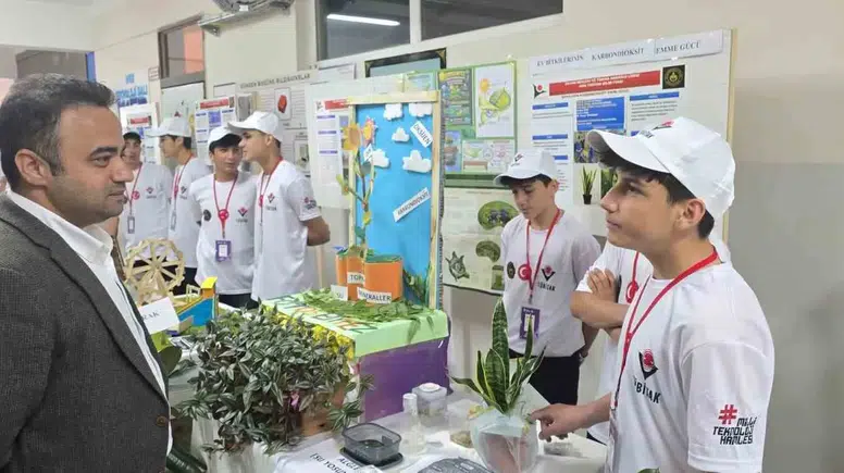 Silvanlı öğrenciler bilim dünyasına yön veriyor TÜBİTAK 4006’da 14 proje sergilendi