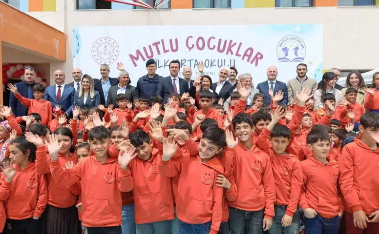 250 hayırsever destek verdi: Diyarbakır iki yeni okula kavuştu