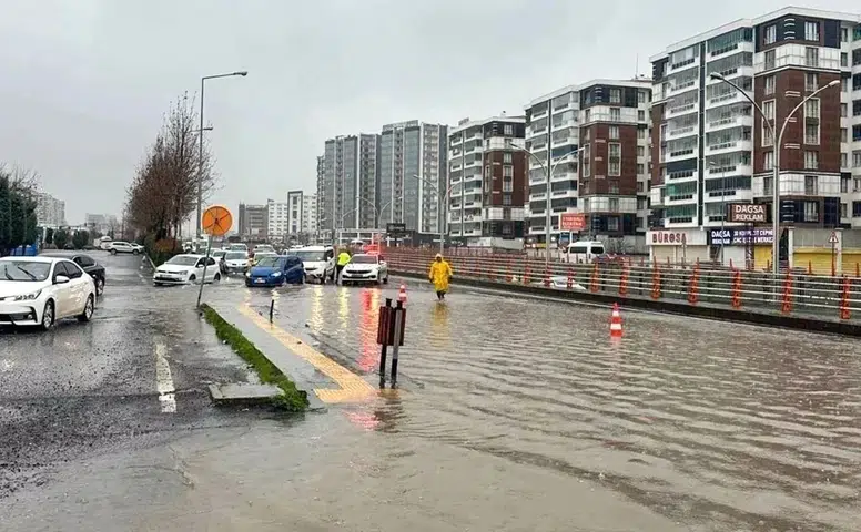 Meteoroloji'den Diyarbakır'a kuvvetli yağmur uyarısı: Çamur yağabilir
