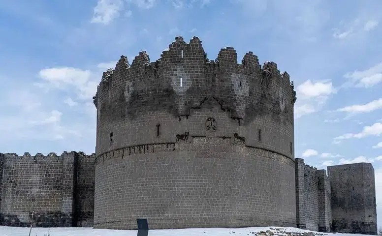 Diyarbakır’da sıcaklık 2 derece düşüyor: Güney ilçelerde yağış bekleniyor