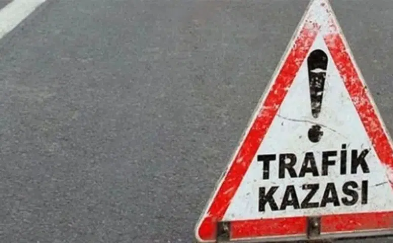 Diyarbakır'da minibüs ile ticari araç çarpıştı: Yaralılar var