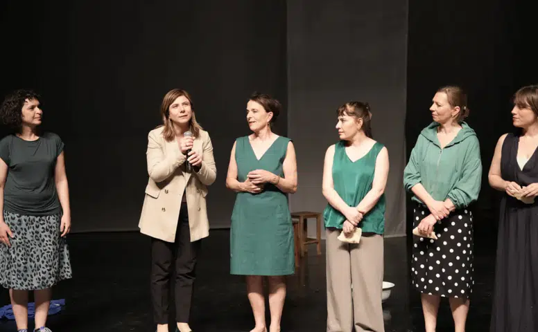 Amed Tiyatro Festivali’nde üçüncü gün: Kadın mücadelesi sahnede yankı buldu