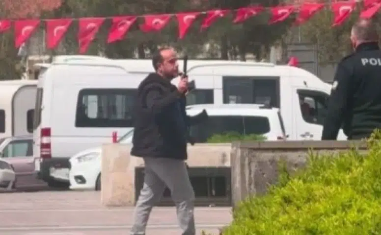 Diyarbakır ucuz atlattı: Meydanda rastgele ateş açtı! Yaralı var mı?