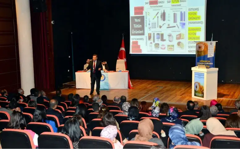 Diyarbakır'da bağımlılıkla mücadele için Büyükşehir ile Dicle Üniversitesi el ele verdi