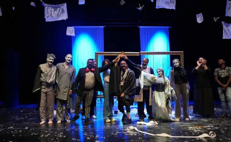 Amed Tiyatro Festivali'nde sanatın dönüştürücü gücü sahneye çıktı: İki güçlü performans
