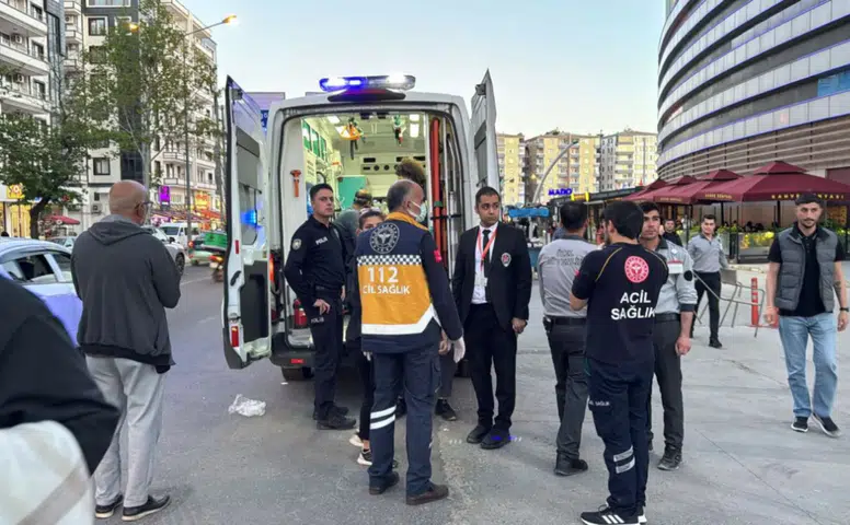 Diyarbakır’da inşaat halindeki otelde yangın: 6 işçi yaralandı