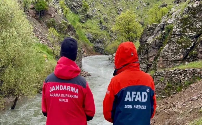Muş'ta dereye düşen Gülsima Yıldız'ı arama çalışmaları Diyarbakır'a uzandı