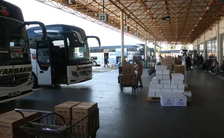 Bayram hareketliliği Diyarbakır otogarına yansımadı: Firmalar son günlerden umutlu