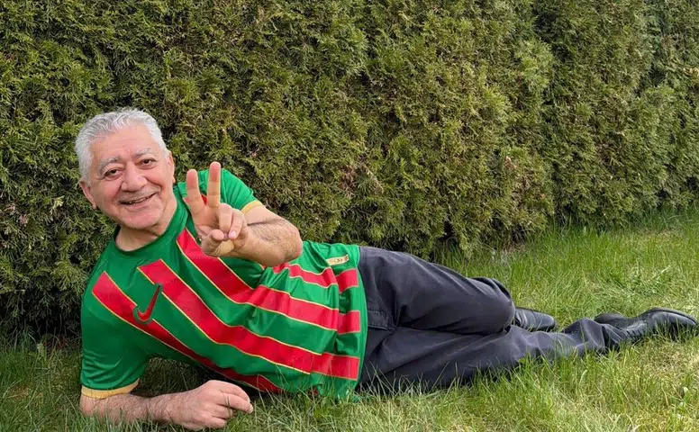 Ünlü sanatçı Ciwan Haco'dan Amedspor formalı mesaj: Kutlamalara gelecek mi?