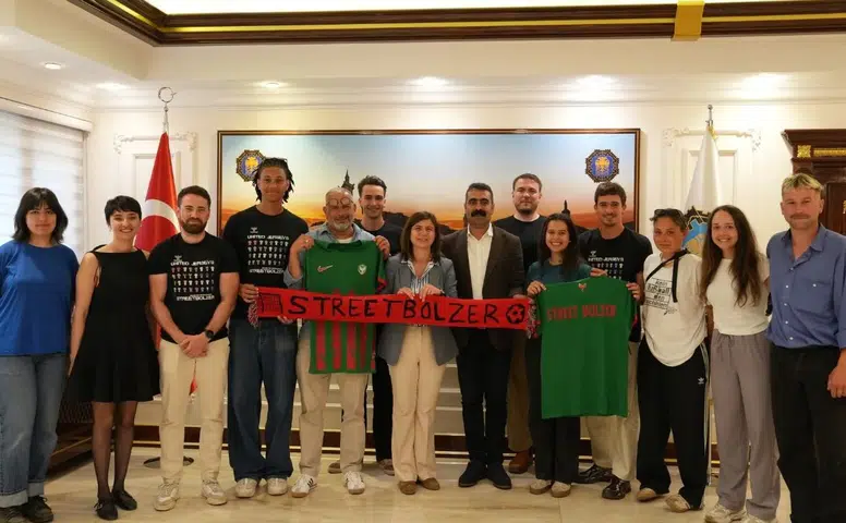 Diyarbakır’da Alman vakfı ile sokak futbolu buluşması