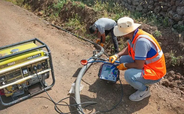 Diyarbakır'da içme suyu için kilometrelerce yol gidiyorlardı: 15 yıllık çile bitiyor