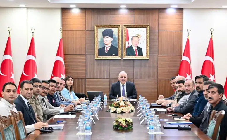 Diyarbakır'da sıfır tolerans dönemi başladı: Vali Zorluoğlu'ndan 'Taviz yok' açıklaması