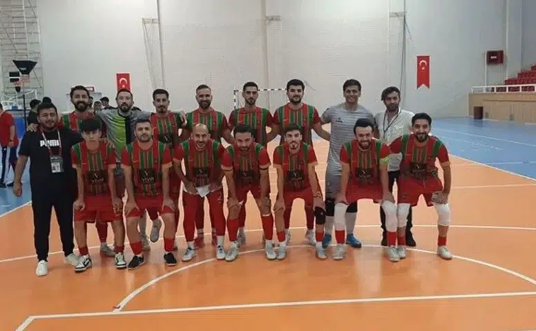 Diyarbakır'da spor dayanışması: Dicle Üniversitesi, Seyrantepe'ye kapılarını açtı