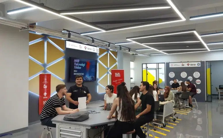 Teknoloji Hamlesi Diyarbakır'da başladı: TÜBİTAK destekli dev laboratuvar açıldı