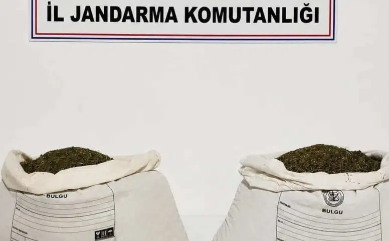 Diyarbakır'da 38.5 kilogram esrar ele geçirildi: 11 kişi hakkında işlem başlatıldı