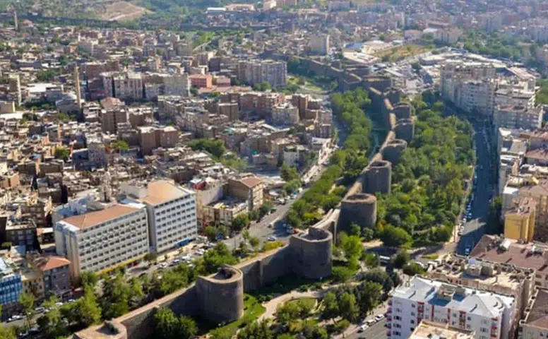 Diyarbakır'da devlet arazisi skandalı: Tapu müdürleri dahil 10 kişiye dava açıldı