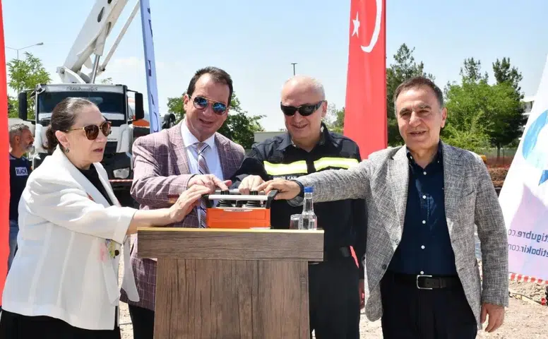 Diyarbakır'da dev eğitim tesisinin temeli atıldı: Ünlü firmadan Dicle Üniversitesi'ne destek