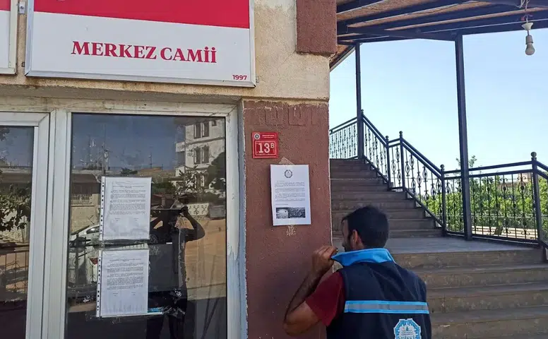 Diyarbakır'da camiden kahvehaneye her yere uyarılar asıldı: Kaçak kullanıma ceza yolda