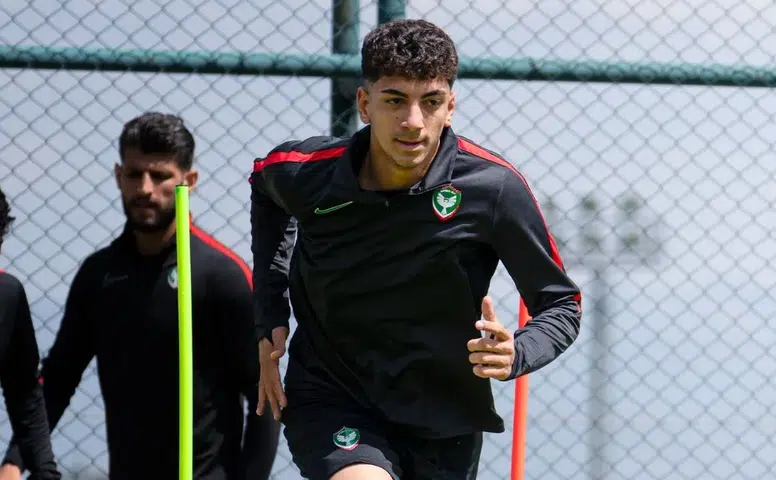Amedspor Dinamo Batumi maçı başladı: İlk sınav heyecanı
