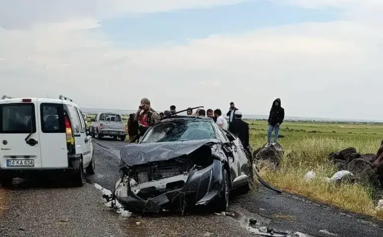 Diyarbakır yollarında acı bilanço Altı ayda bin 629 kazada 5 kişi hayatını kaybetti