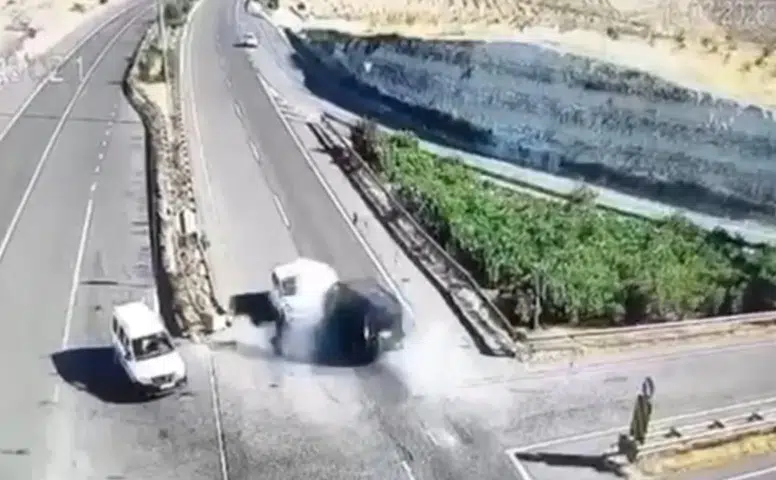 Diyarbakır-Halfeti gezisi kanlı bitti: Feci kazada çok sayıda ölü ve yaralı var