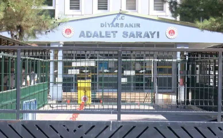 Diyarbakır'da yargı rüşveti operasyonu: 40 bin doları teslim alırken yakalandı, tutuklandı