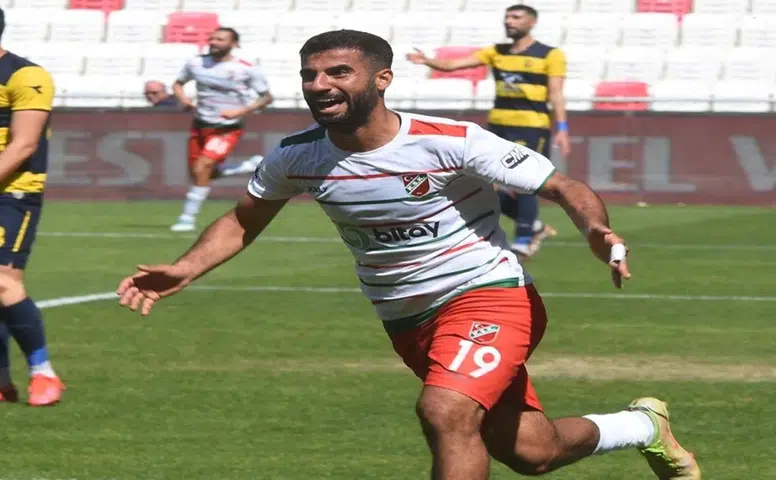 Amedspor formasıyla şampiyonluk yaşayan isim herkesi şaşırttı: 3. Lig'e gidiyor