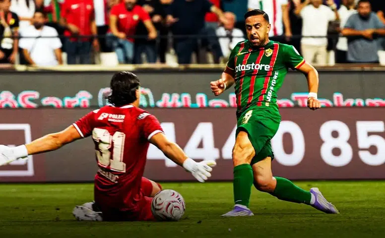 Amedspor Erzurumspor maçının ilk yarı sonucu: Orta alan mücadelesiyle geçti
