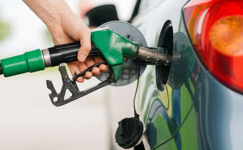 Motorine zam pompaya yansıdı: Diyarbakır'da güncel akaryakıt fiyatları cep yakıyor