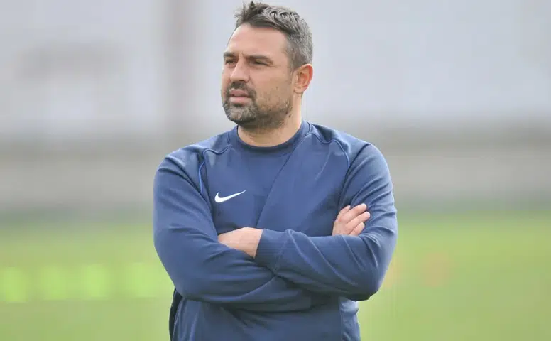 Galatasaray'ın efsane ismi Diyarbekirspor'a geldiği gibi gitti: Yerine gelen isim netleşti