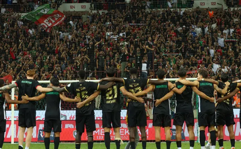 Amedspor taraftarıyla zafere yürüyor: Süper Lig'de 3. sırada yer aldı