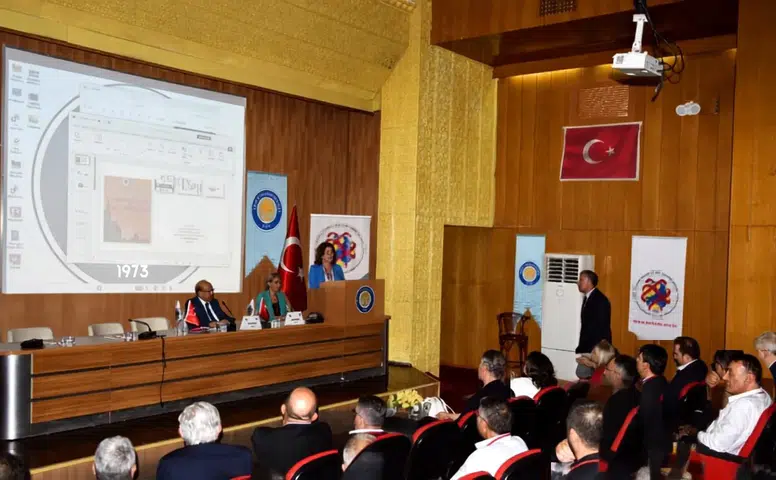 Yurt dışından akademisyenler Dicle Üniversitesi'nde buluştu: Genel cerrahiye bilimsel katkı