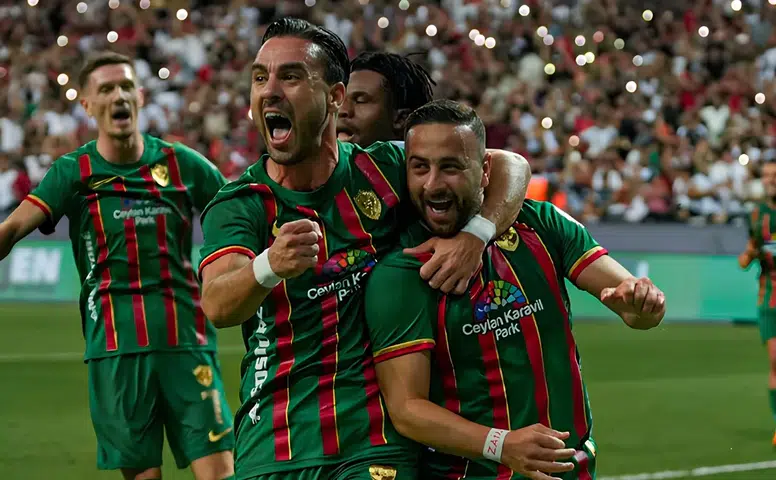 Amedspor Beşiktaş'ı 3-2 ile geçti, liderlik koltuğuna oturdu