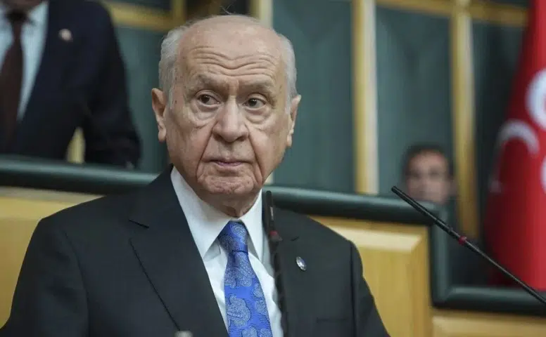 Bahçeli'den Amedspor uyarısı: Spor kisvesiyle barış zehirlenemez