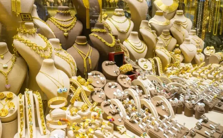 Altın hafta sonuna nasıl girdi? Gram ve çeyrekte son durum