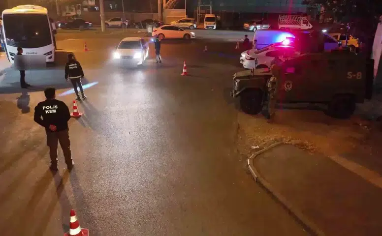 Diyarbakır'da uyuşturucu operasyonu: Buğday torbaları ve nevresimlere gizlemişler