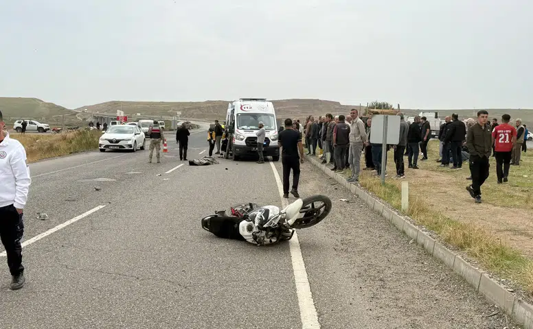 Diyarbakır Bismil'de acı kaza: Minibüsle çarpışan 14 yaşındaki Enes hayatını kaybetti