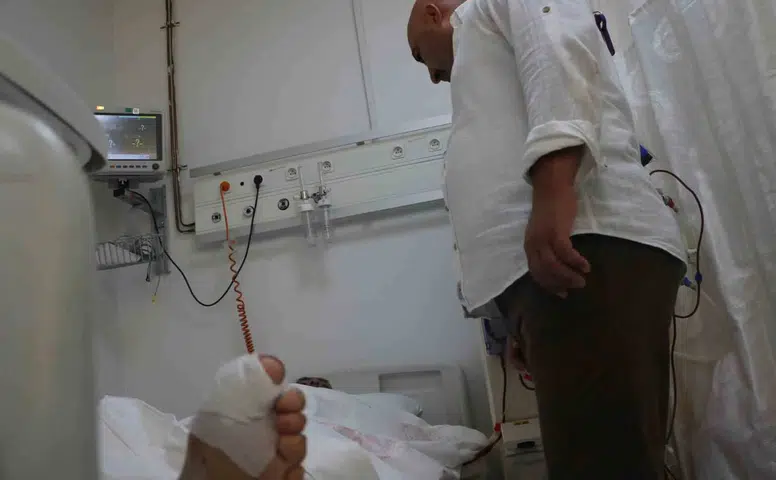 Diyarbakır'da diyabet hastasının kesilmesi planlanan parmağı mucizevi şekilde kurtarıldı