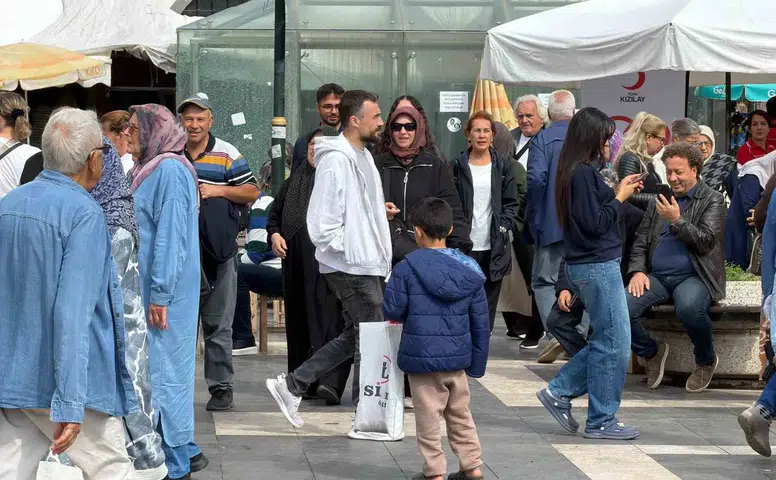 Diyarbakır'da sonbahar bereketi: Ekim ayında tarihi mekanlarda turist yoğunluğu
