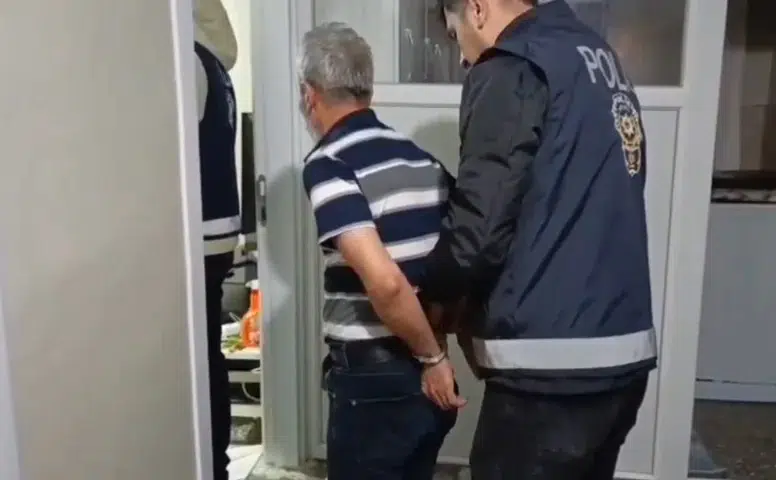 Diyarbakır'da 19 yıllık faili meçhul cinayet dosyası aralandı: Baba tutuklandı