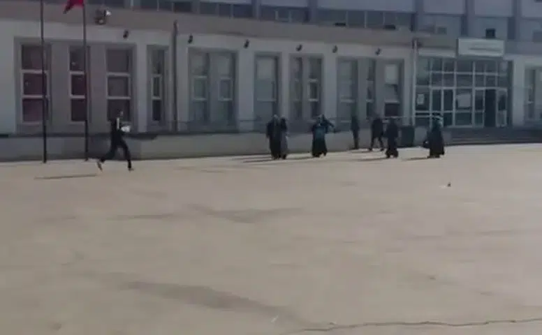 Diyarbakır'da KPSS Ortaöğretim maratonu: Sınava yetişmek için saniyelerle yarıştılar