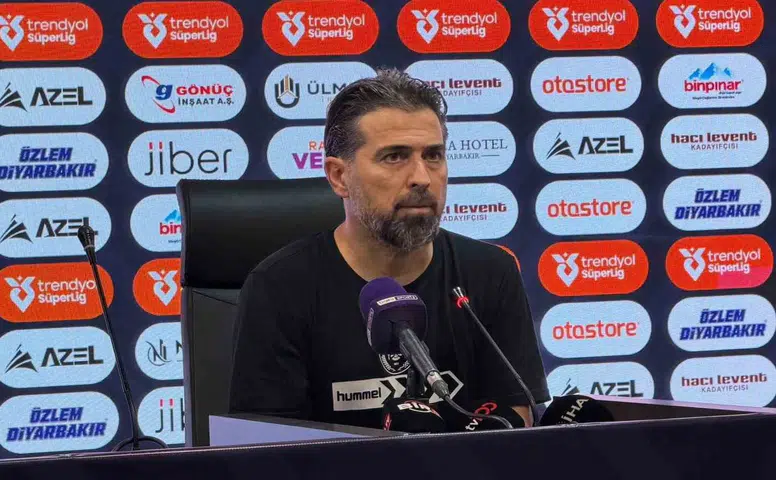 Konyaspor Teknik Direktörü İlhan Palut'tan Amedspor maçı sonrası çarpıcı itiraf