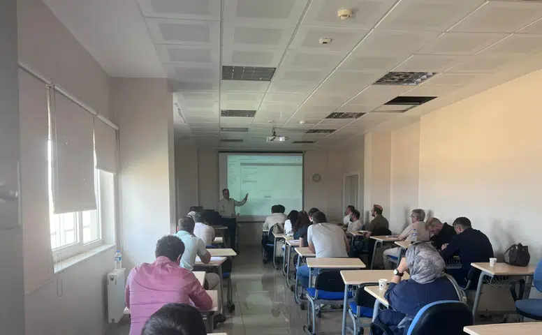 Dicle Üniversitesi’nde bilirkişilik eğitimi: Bölge illerinden yoğun katılım