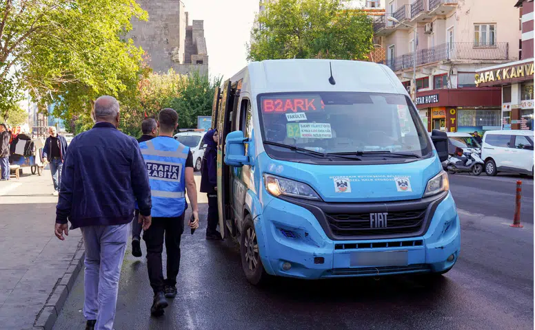 Diyarbakır'da halk otobüslerine denetim: 25'ine idari işlem uygulandı